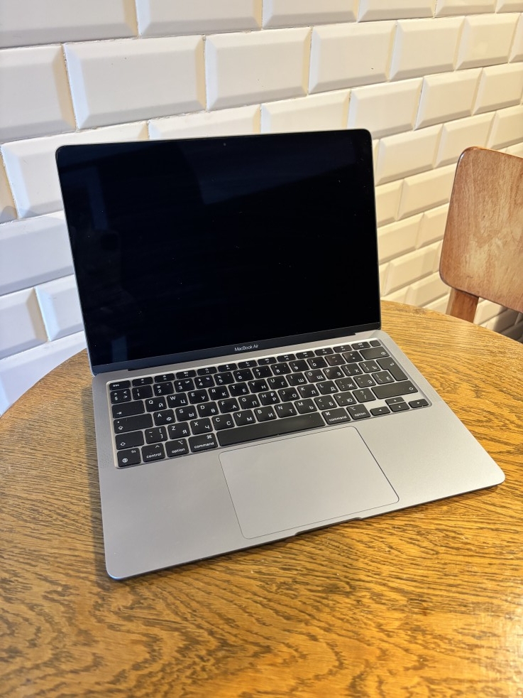 Apple Macbook Air 2020 – M1 Chip